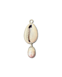 290 - Small cowrie pearl